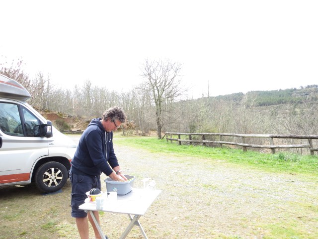 kitchen with a view - cepo verde